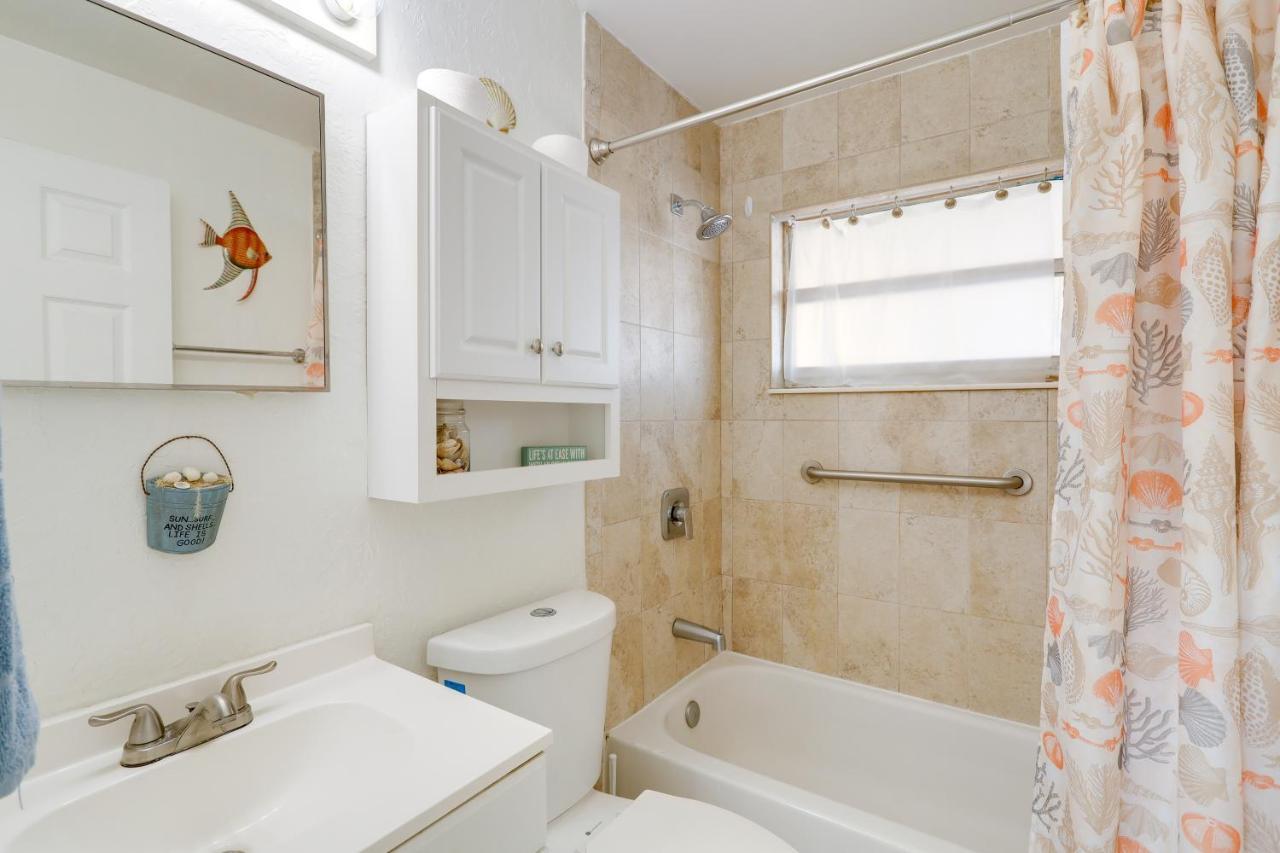Cute Apt With Backyard And Grill - Steps To โคโคบีช ภายนอก รูปภาพ
